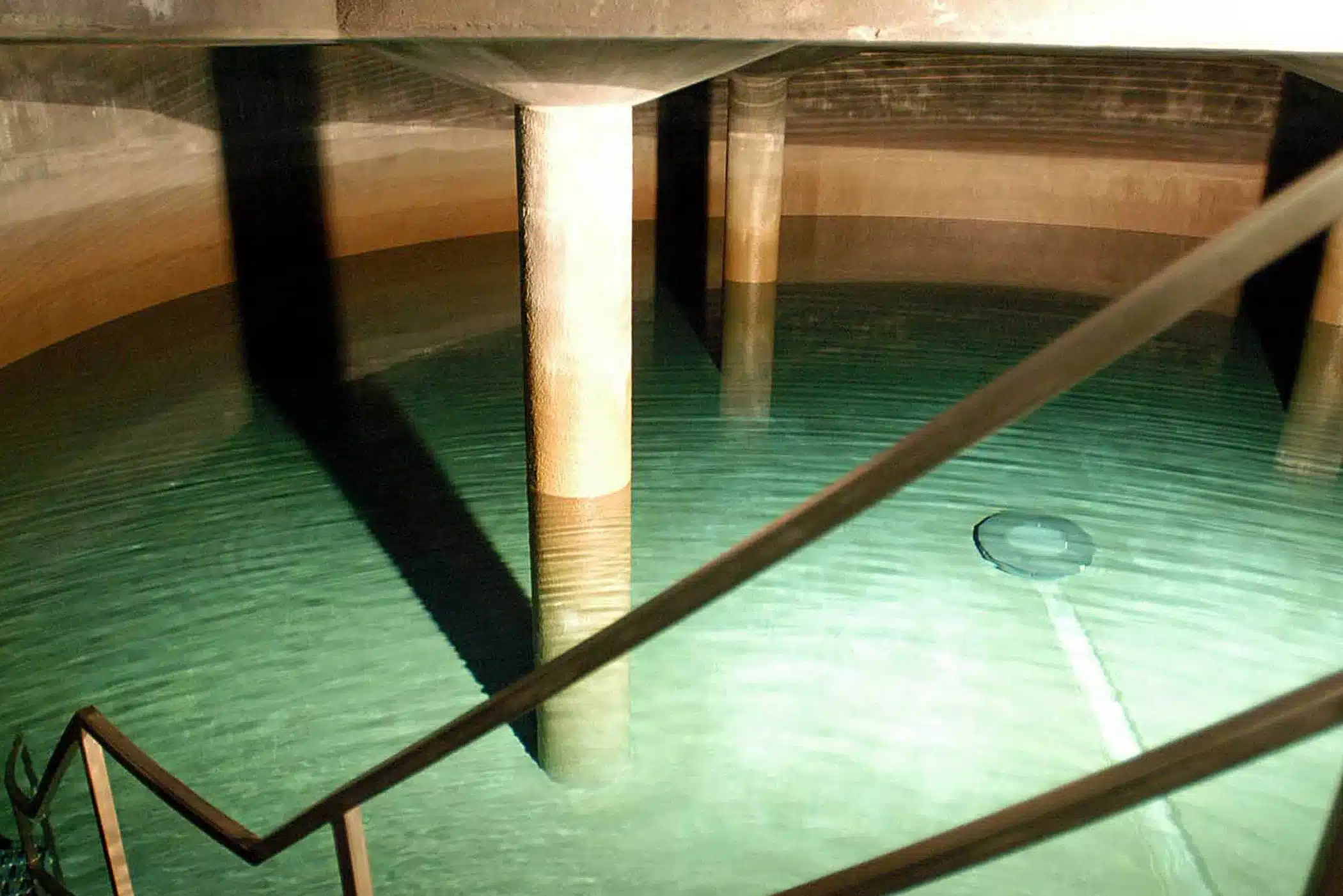 w2100_h1401_x1181_y788_ga_AHR_2_Themenbild_Wasser_in_der_Stadt_wird_teurer-6b055d94043fd772